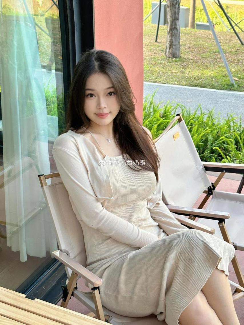 世间绝美，惟有你烨烨030微博之图包。