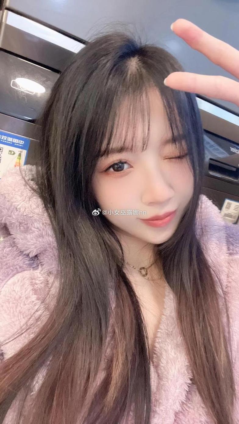 小女巫露娜事件：镜头前的超美cos美图