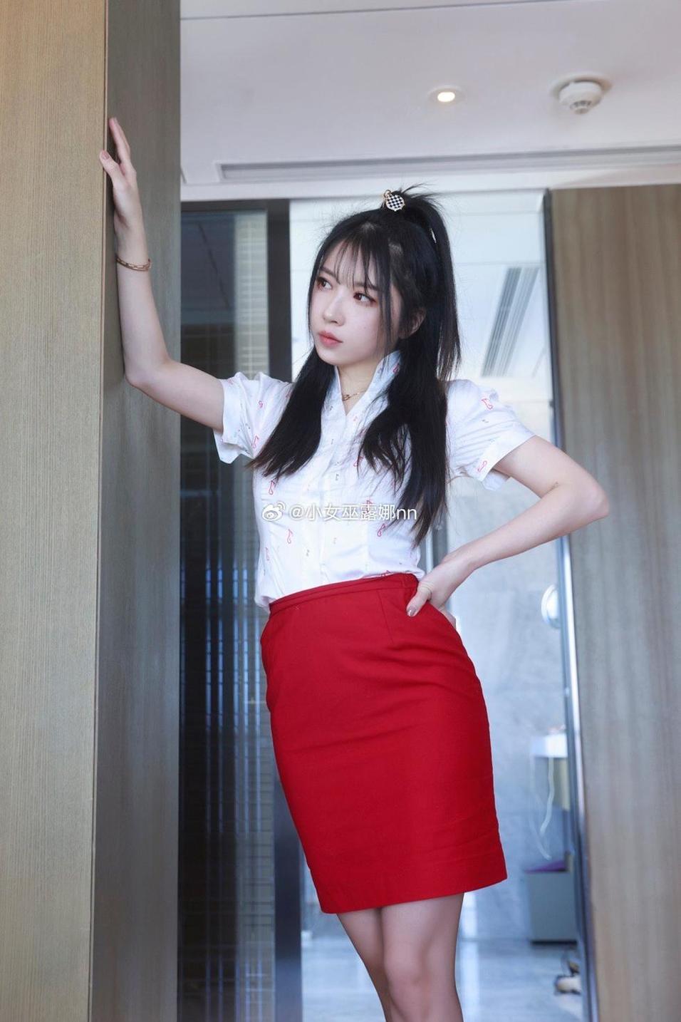 小女巫露娜微博更新啦！最新图片放送