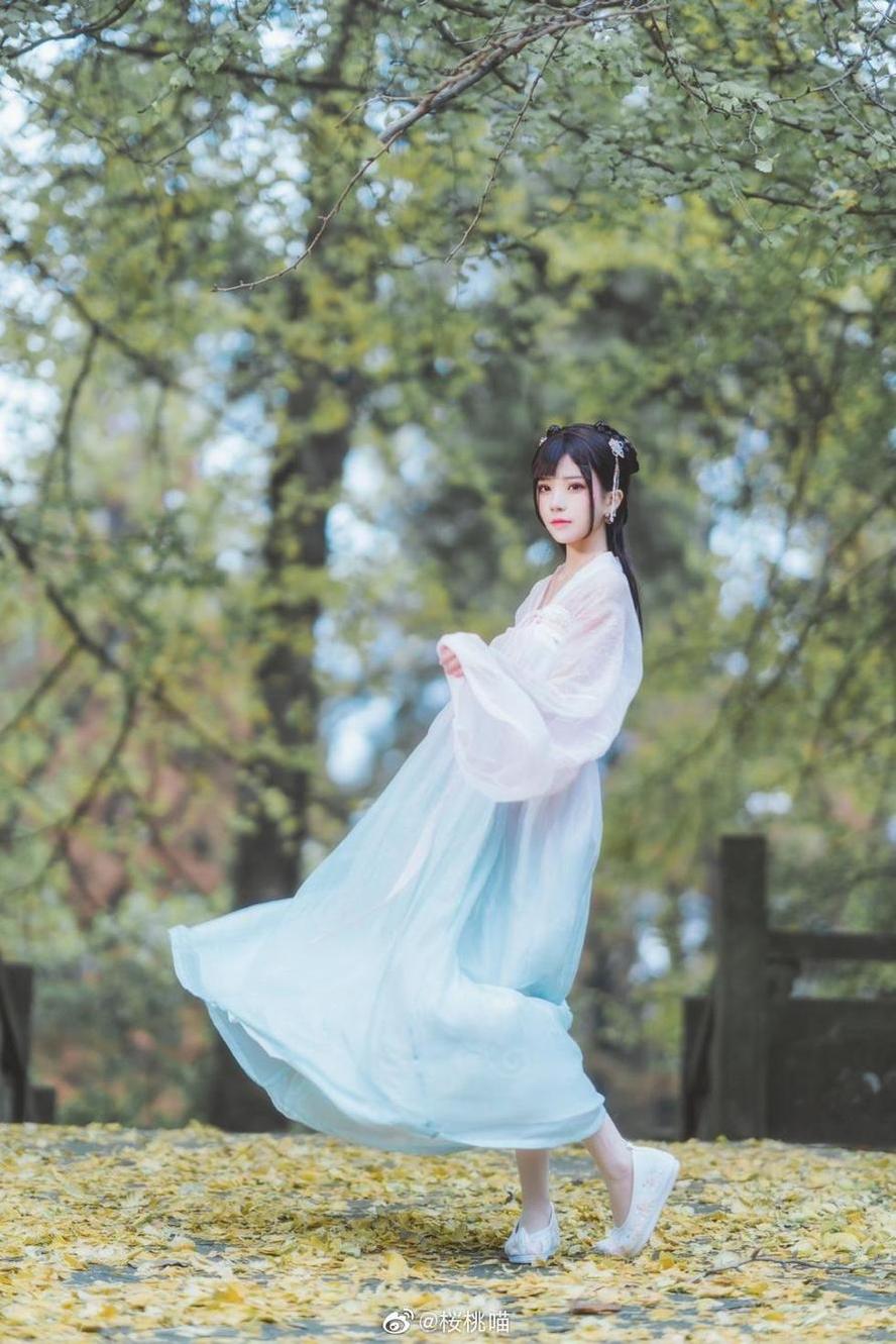 桜桃喵表情包新作品：甜美的诱惑